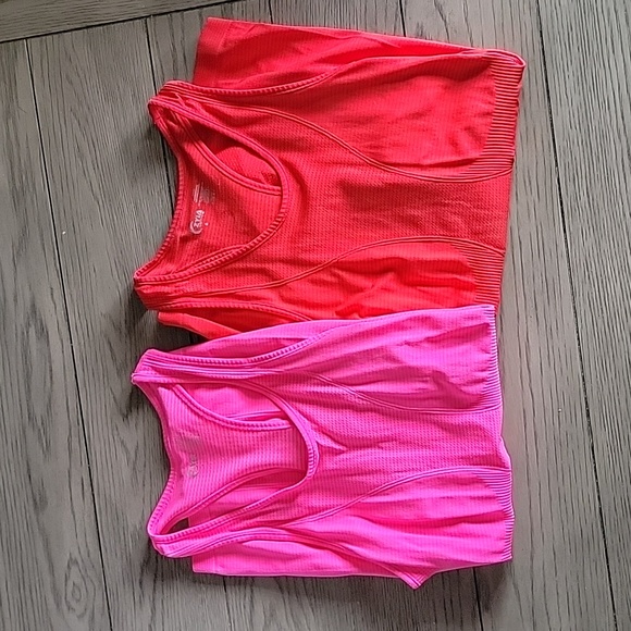 Excellent condition Zyia workout tanks - Picture 1 of 5